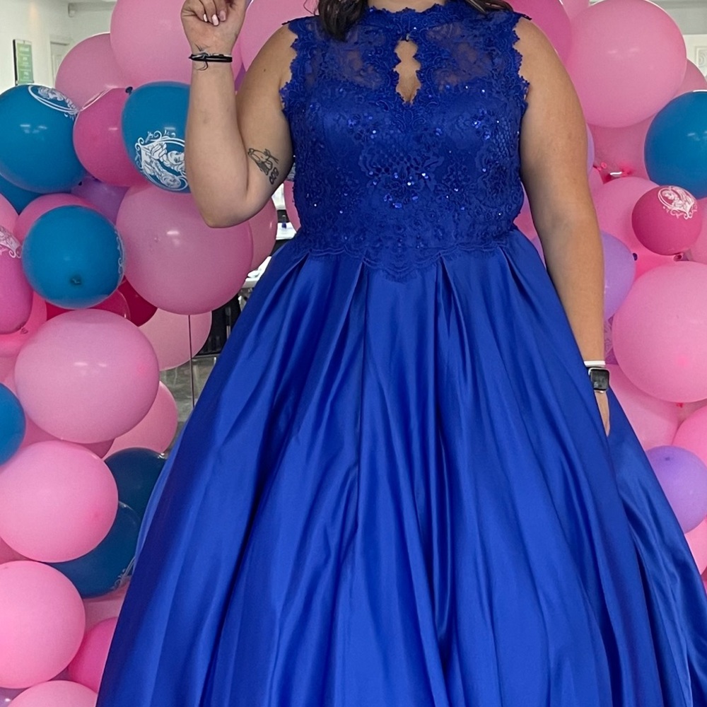 Prom dress